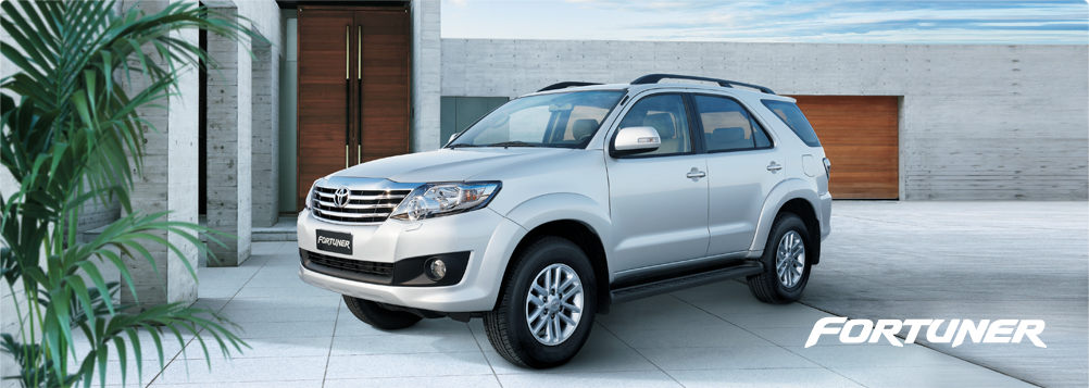 Toyota-Fortuner-2700cc-front-side2