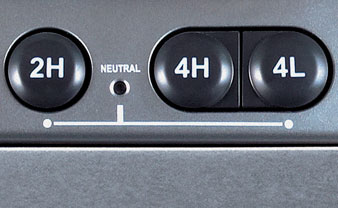 Isuzu Dmax 3000 cc Touch on the fly at Thailand's  largest 4WD dealer importer exporter