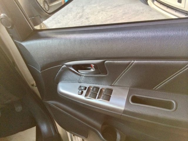 Toyota Hilux Vigo Interior Door