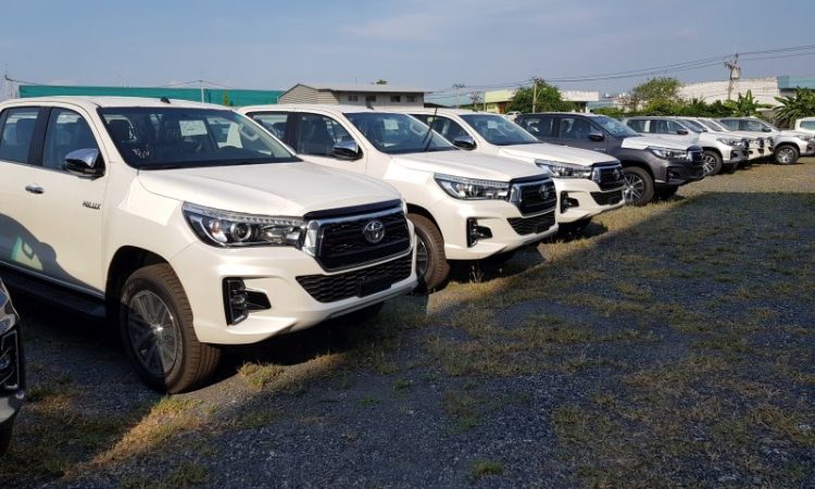 2019 2020 Left Hand Drive Toyota Hilux Revo 2800 Cc 4wd Double Cab